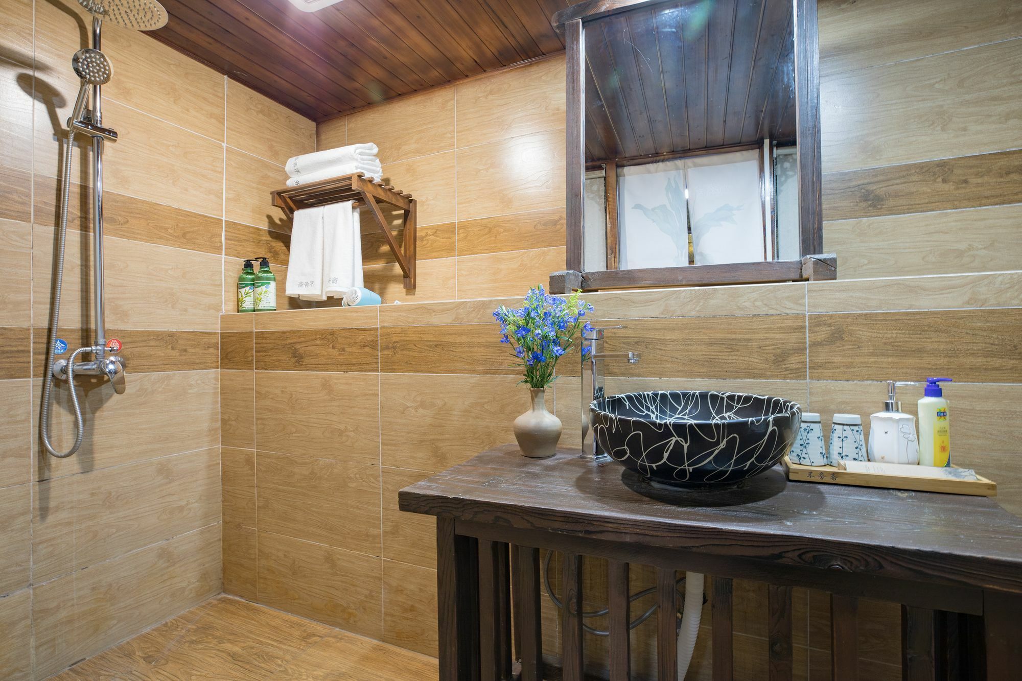 Lijiang Buwuzhai Inn Экстерьер фото